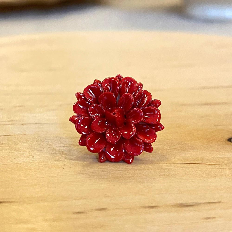 PENDIENTE DALIA PORCELANA